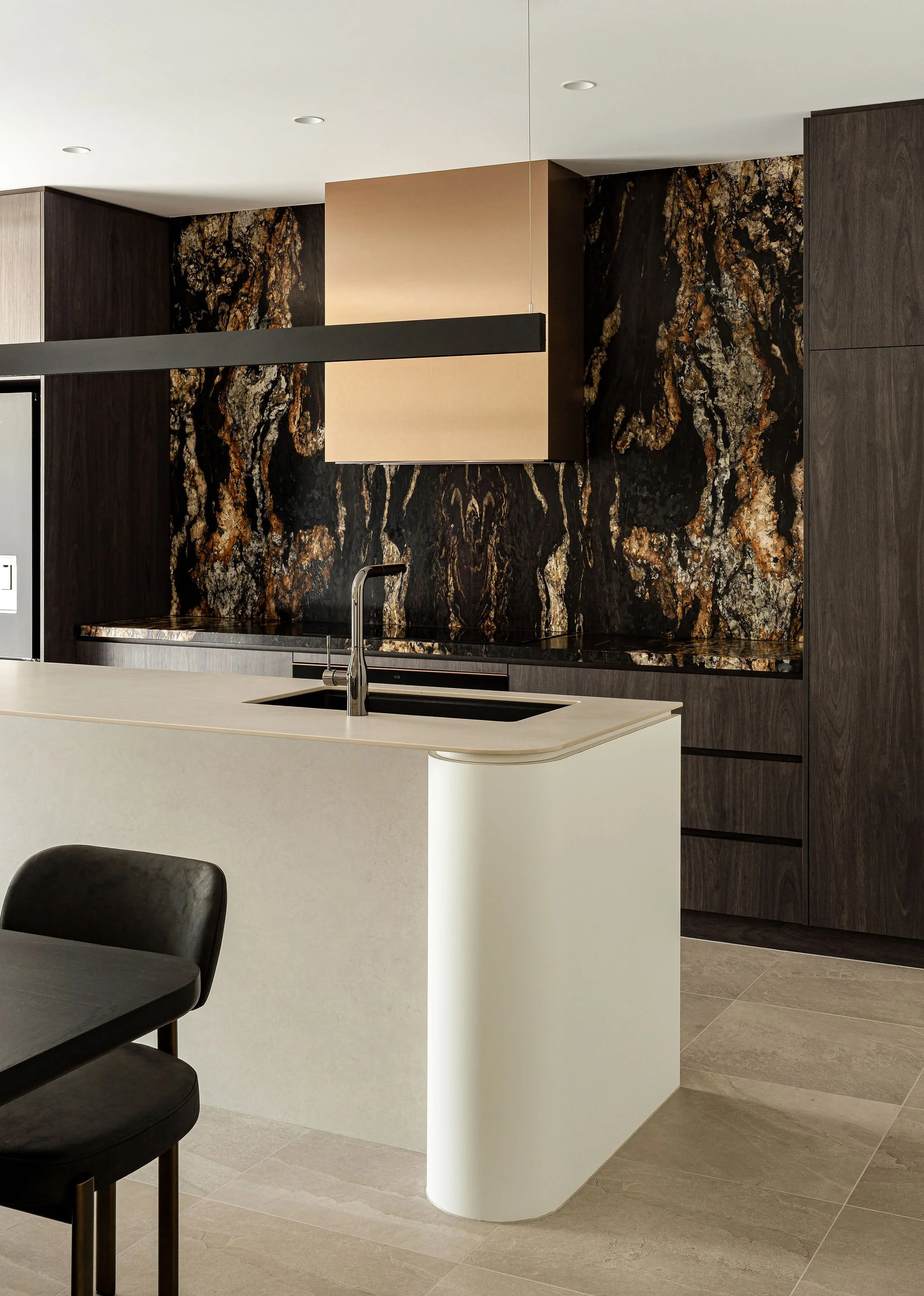 Casa Riviera_Kitchen_04.jpg