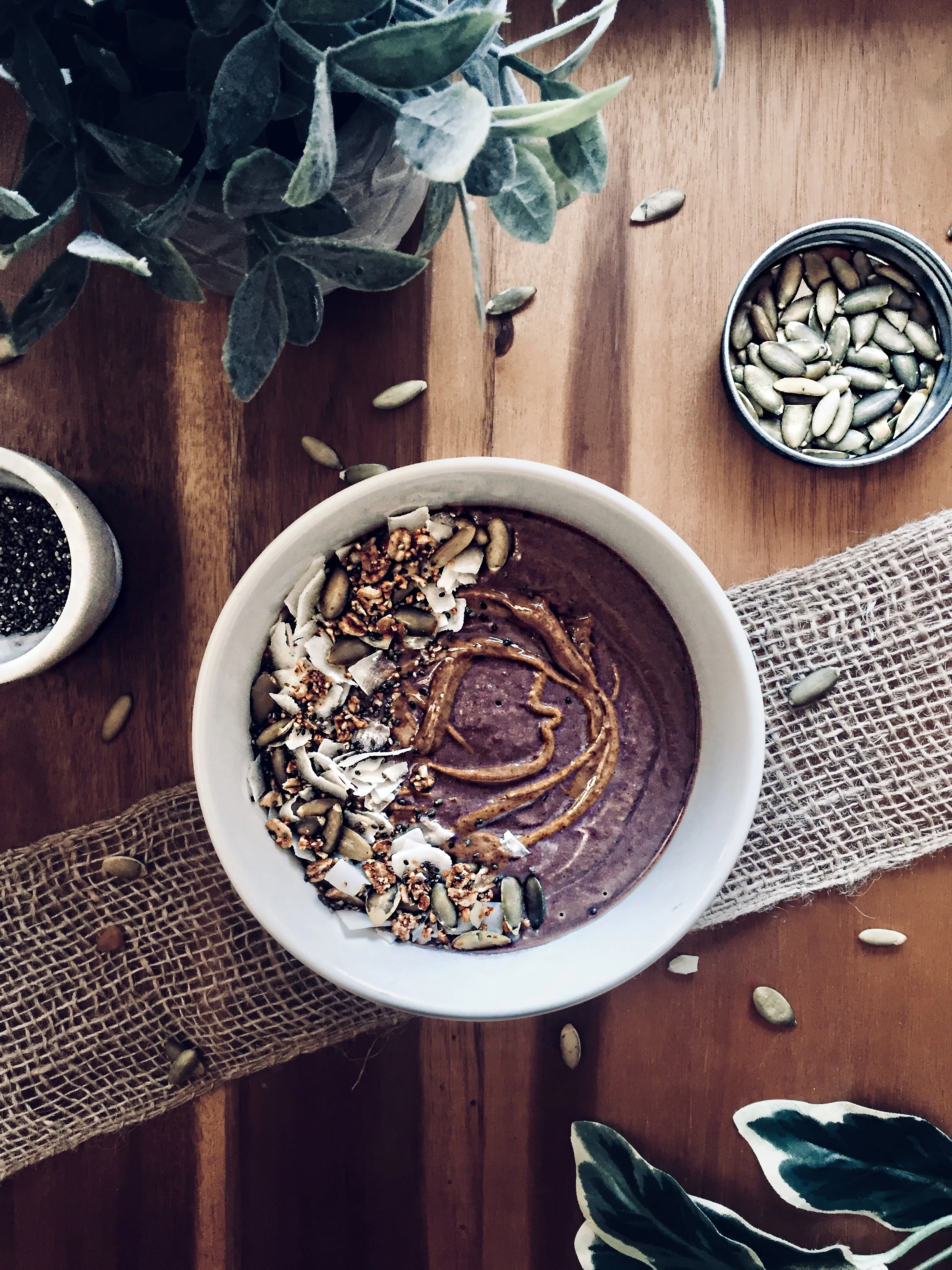 Cauli-Acai Smoothie Bowl