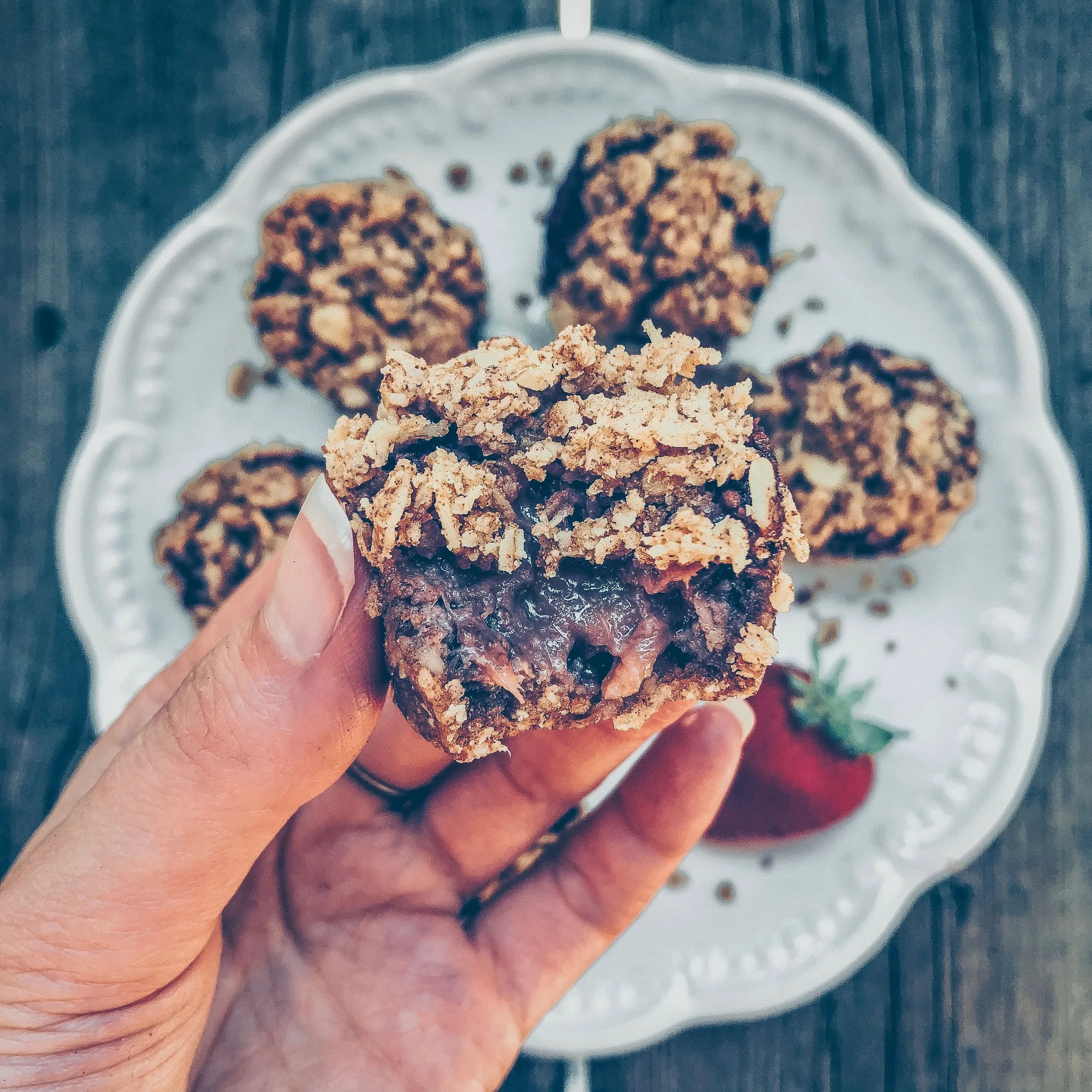 Strawberry Rhubarb Pie Bites