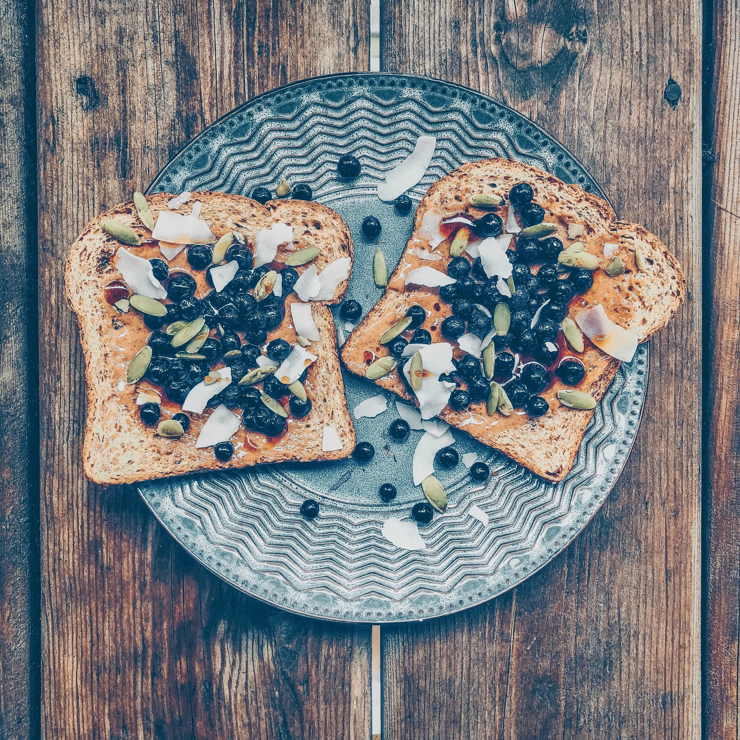 AB + B Toast : Almond Butter + Blueberries