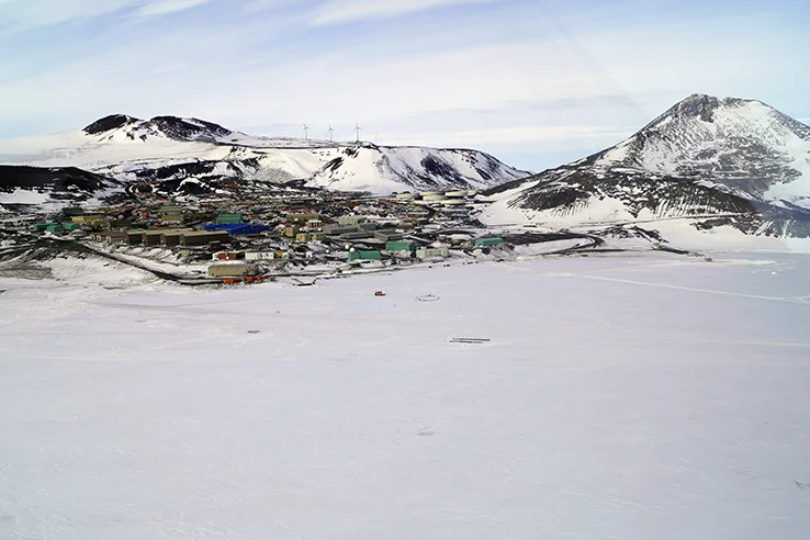 McMurdo from above. Photo credit: Elaine Hood.