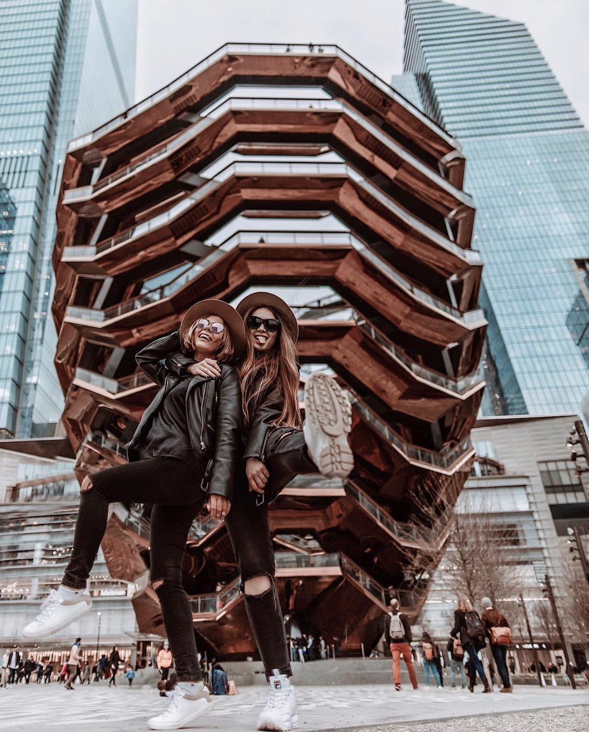 PHOTO VIA: @anyway.tanya .