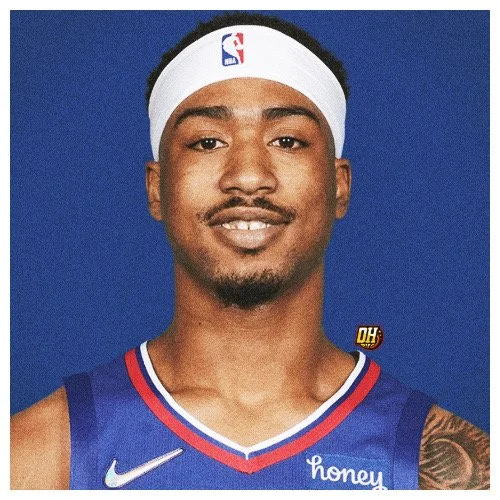 Player Card: "Clips"