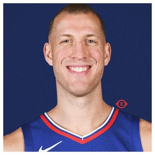 Player Card: "Clips"