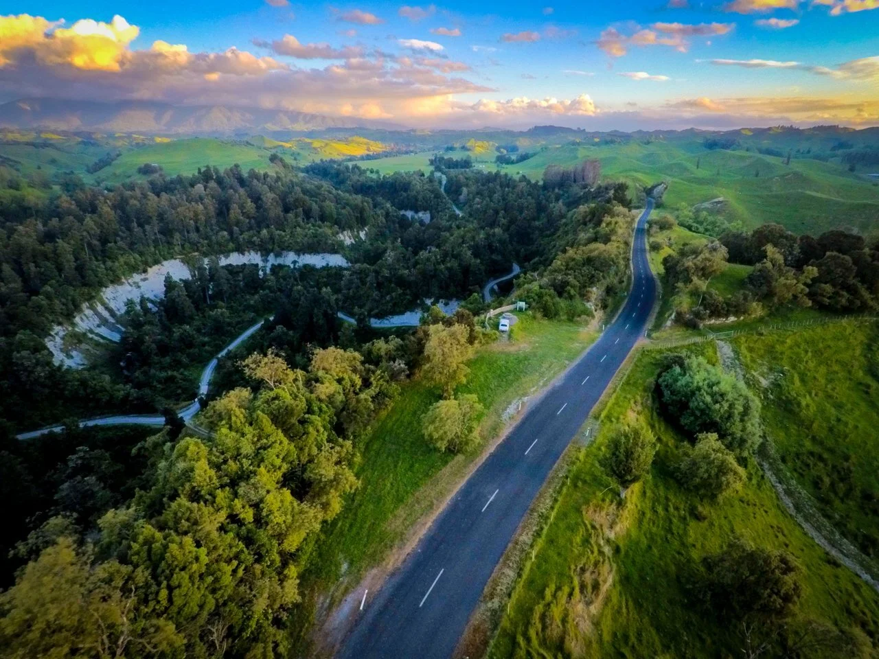 Manawatu Scenic Route ManawatuNZ-medium.jpg
