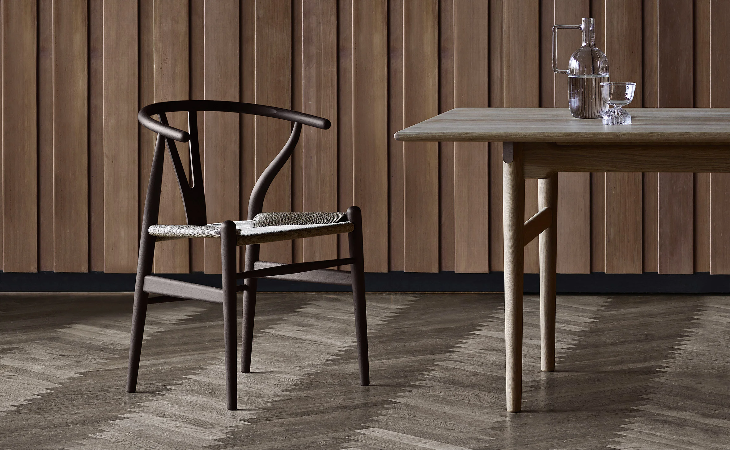 Wegner_CH327_Oak-White-Oil_CH24_Ancient-Oak-Natural-Papercord_cropped.jpg