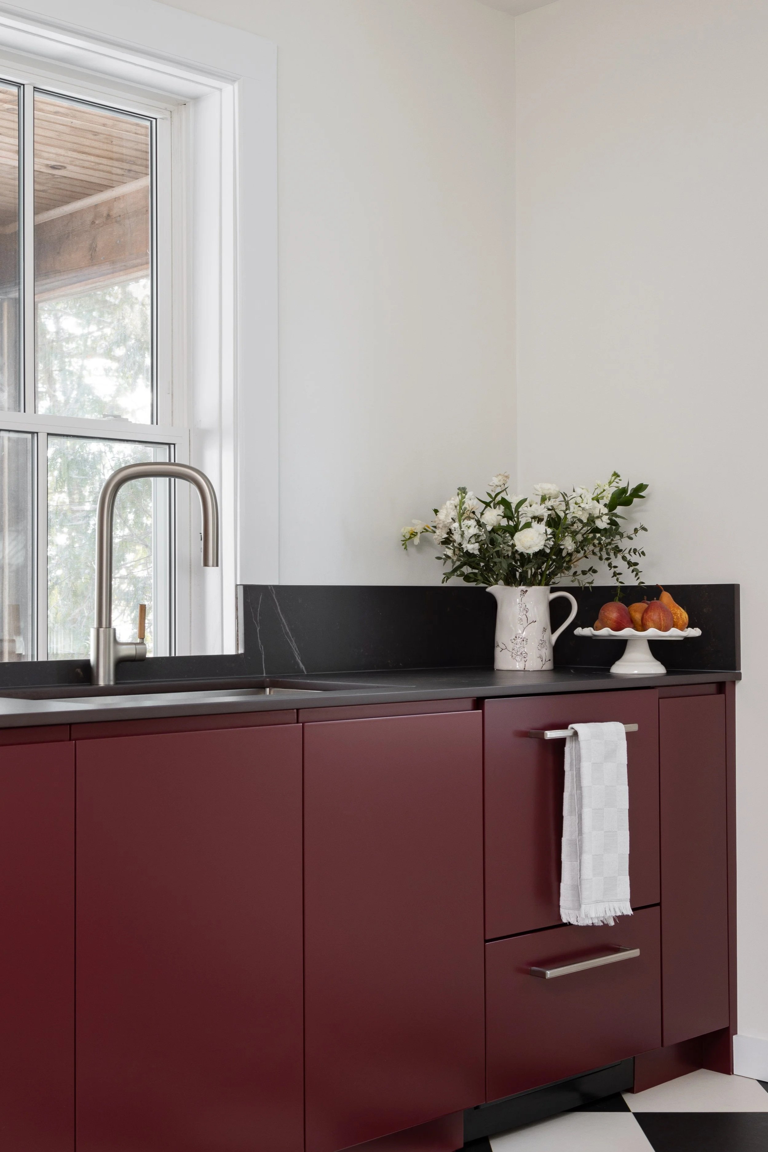 project- parry sound contemporary kitchen