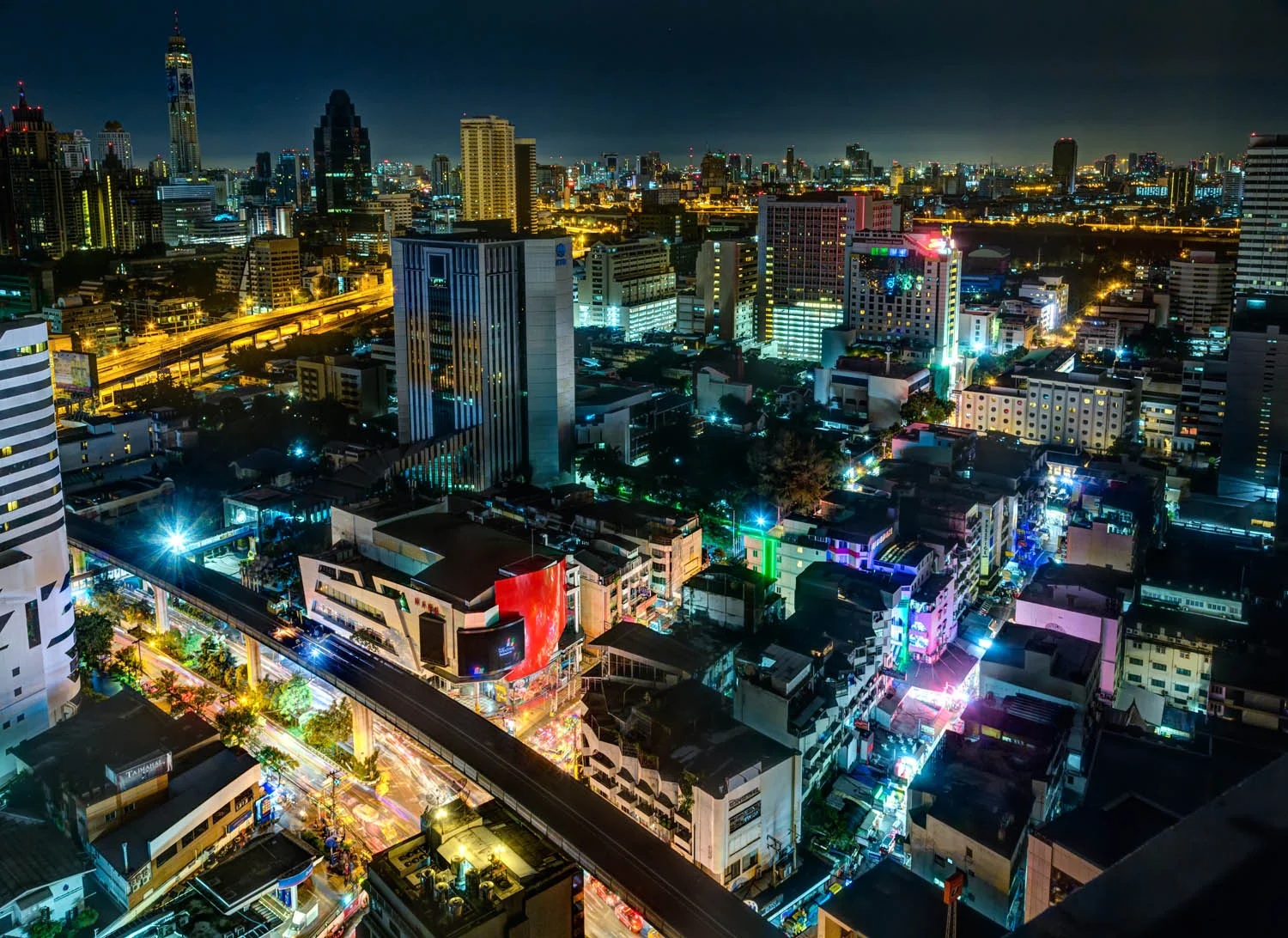 Bangkok by night