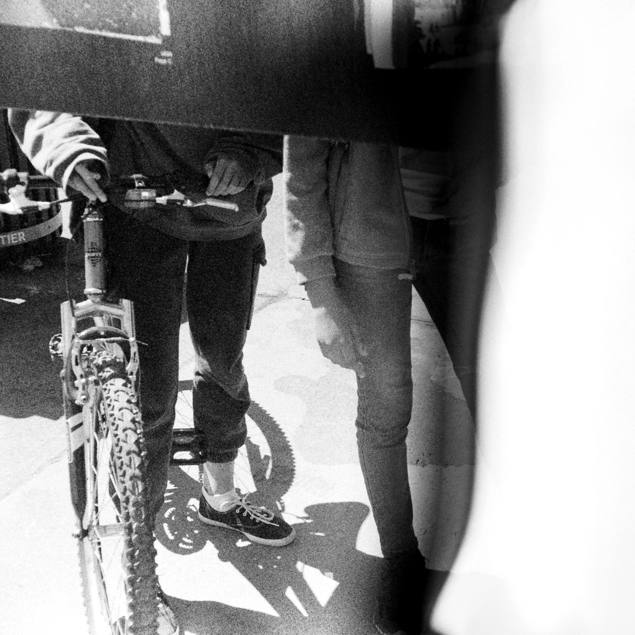 yashica-lynx-ilford-delta-400-expired-61.JPG