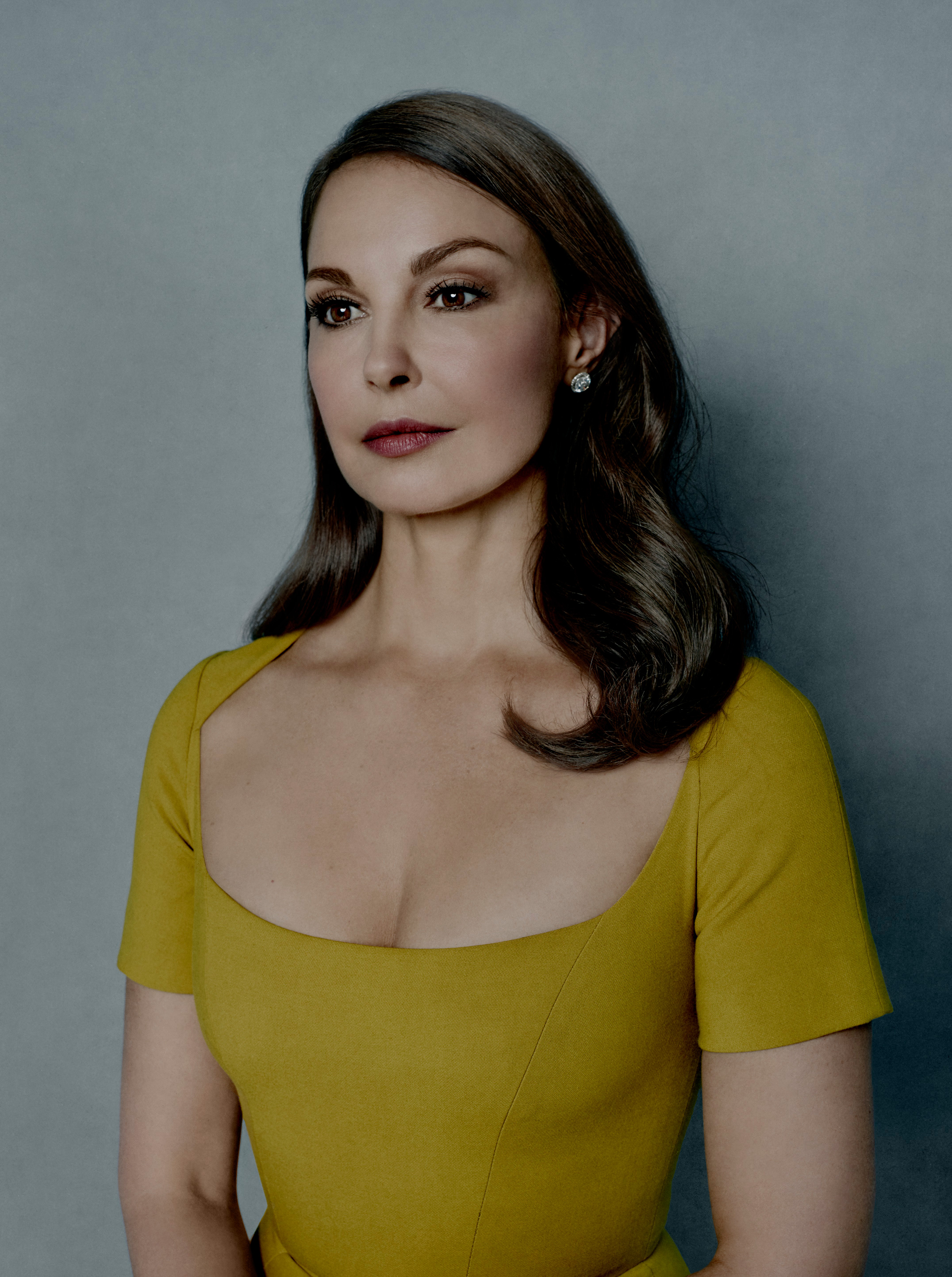 AshleyJudd_12.01.jpg