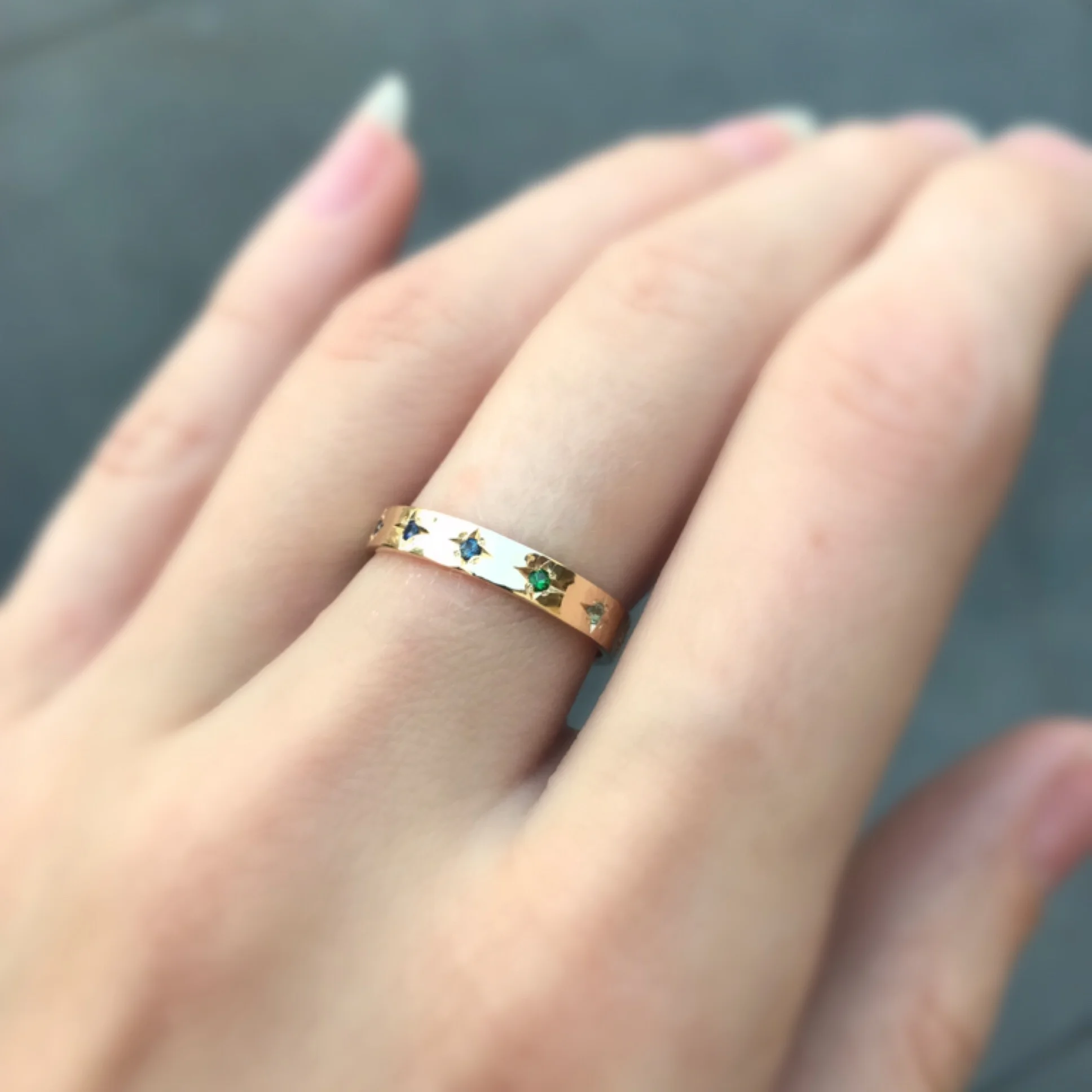 WR139-14Y-RAINBOW-Hand-1.JPG