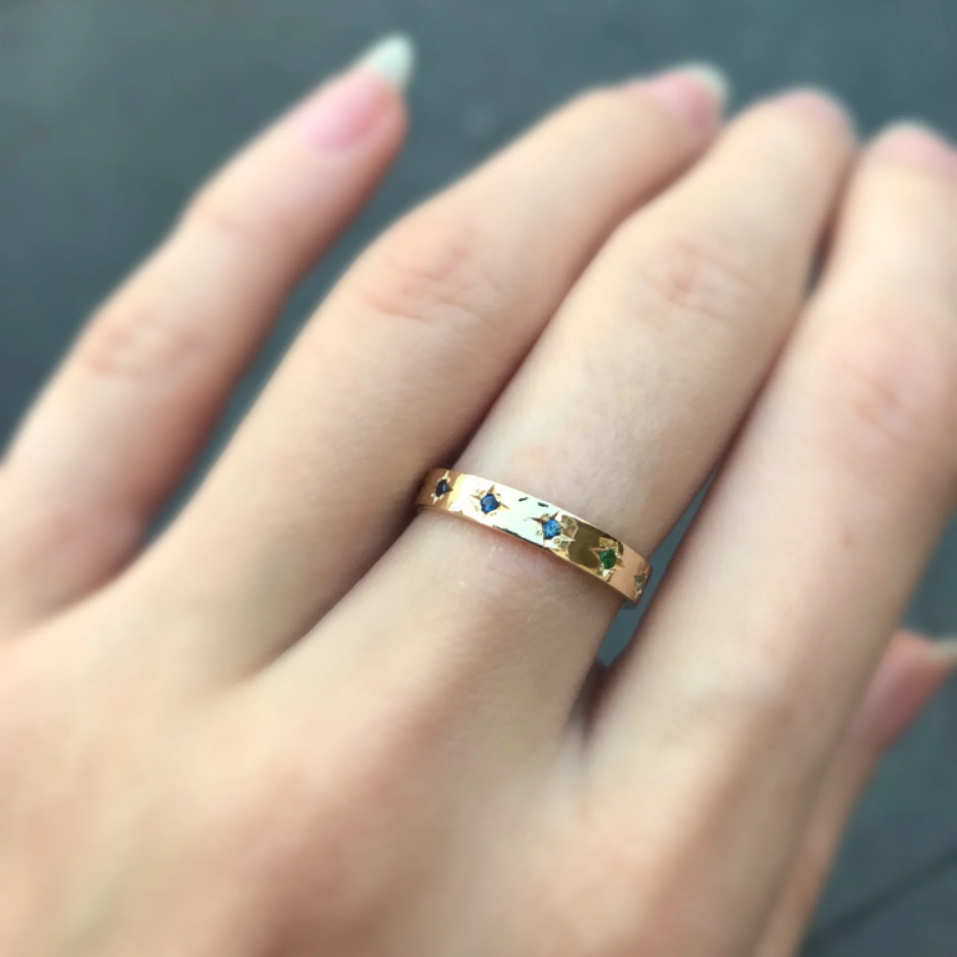 WR139-14Y-RAINBOW-Hand-2.JPG