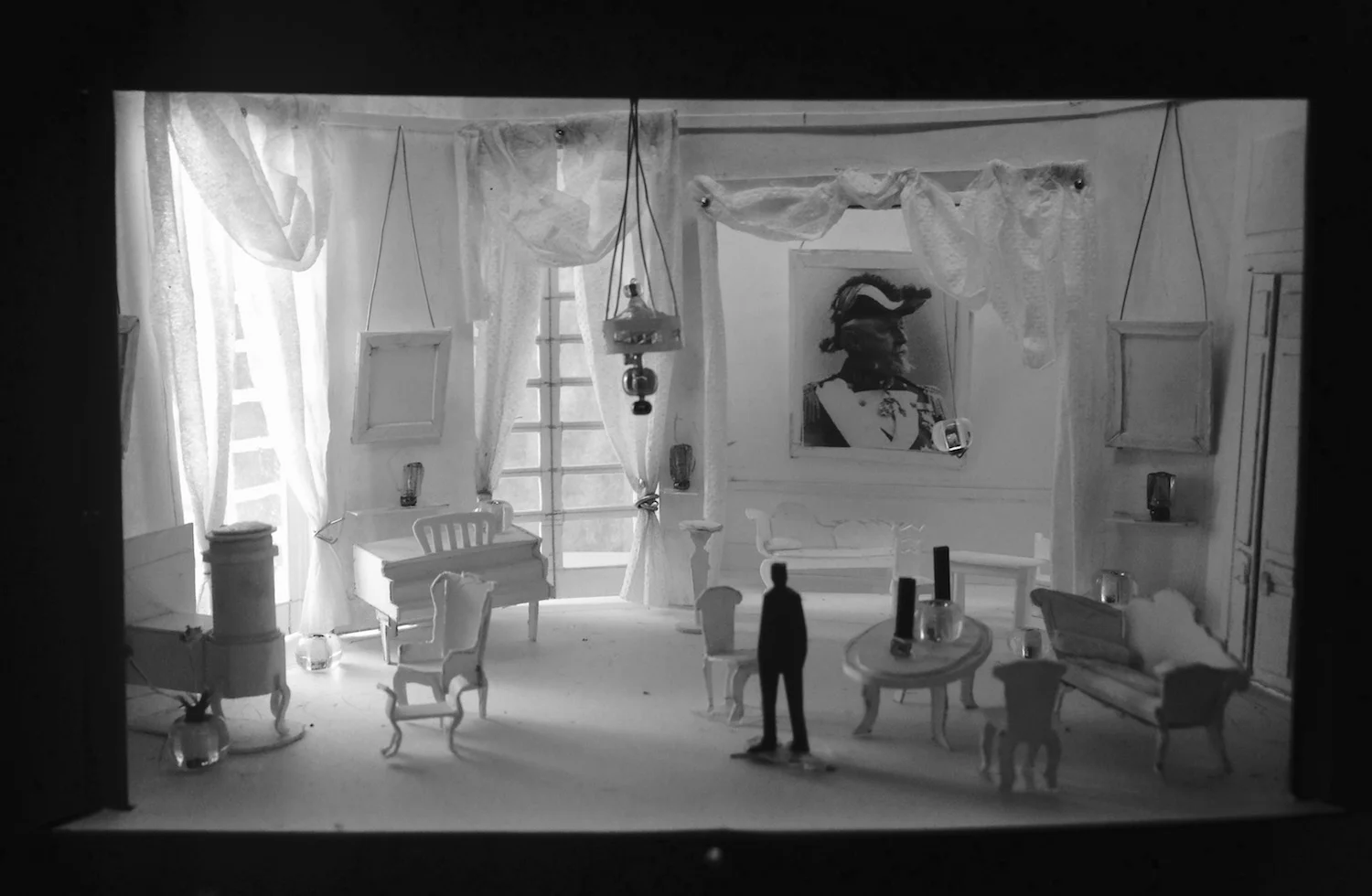 HEDDA GABLER