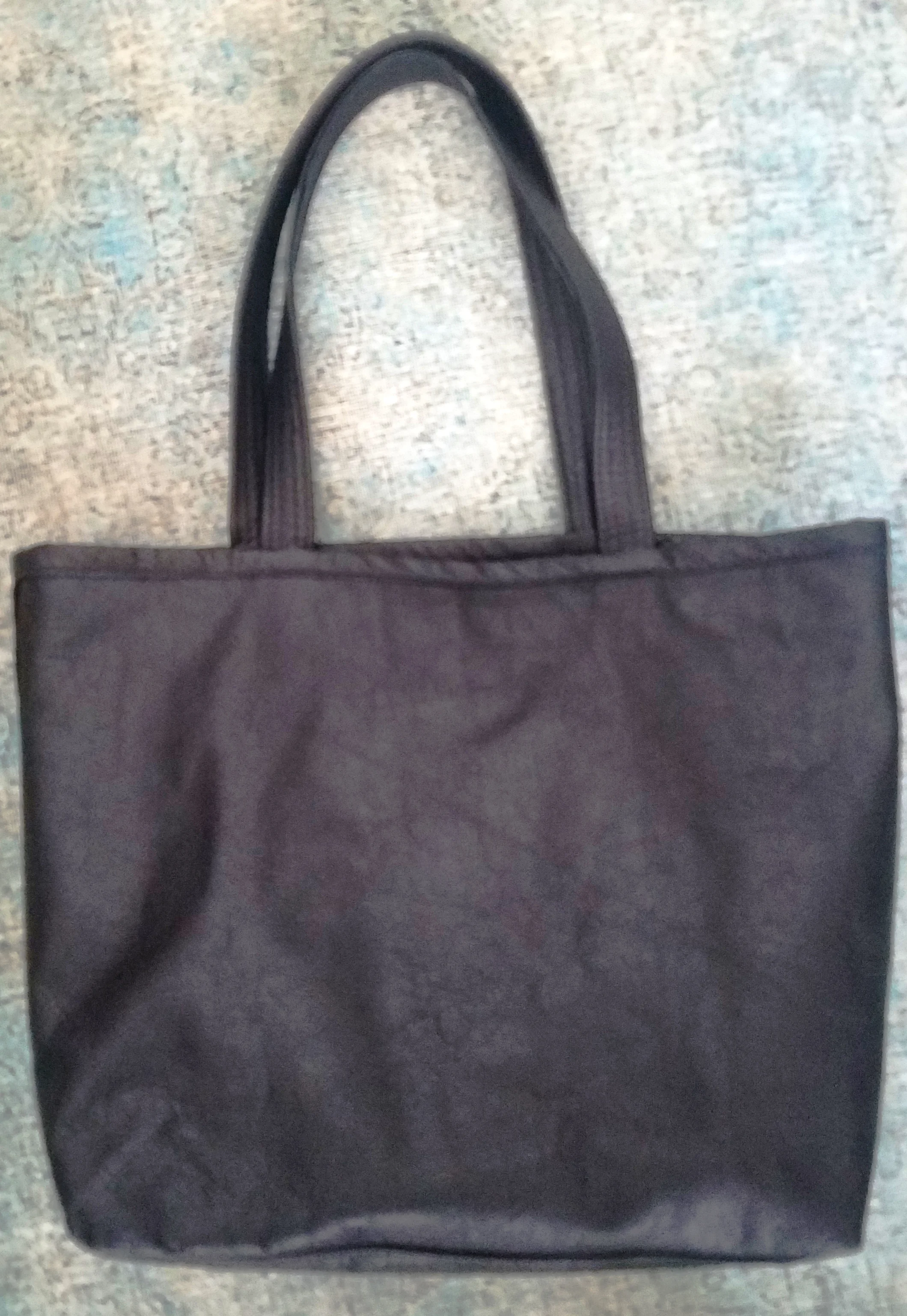 HOH Tote BL WH back.jpg