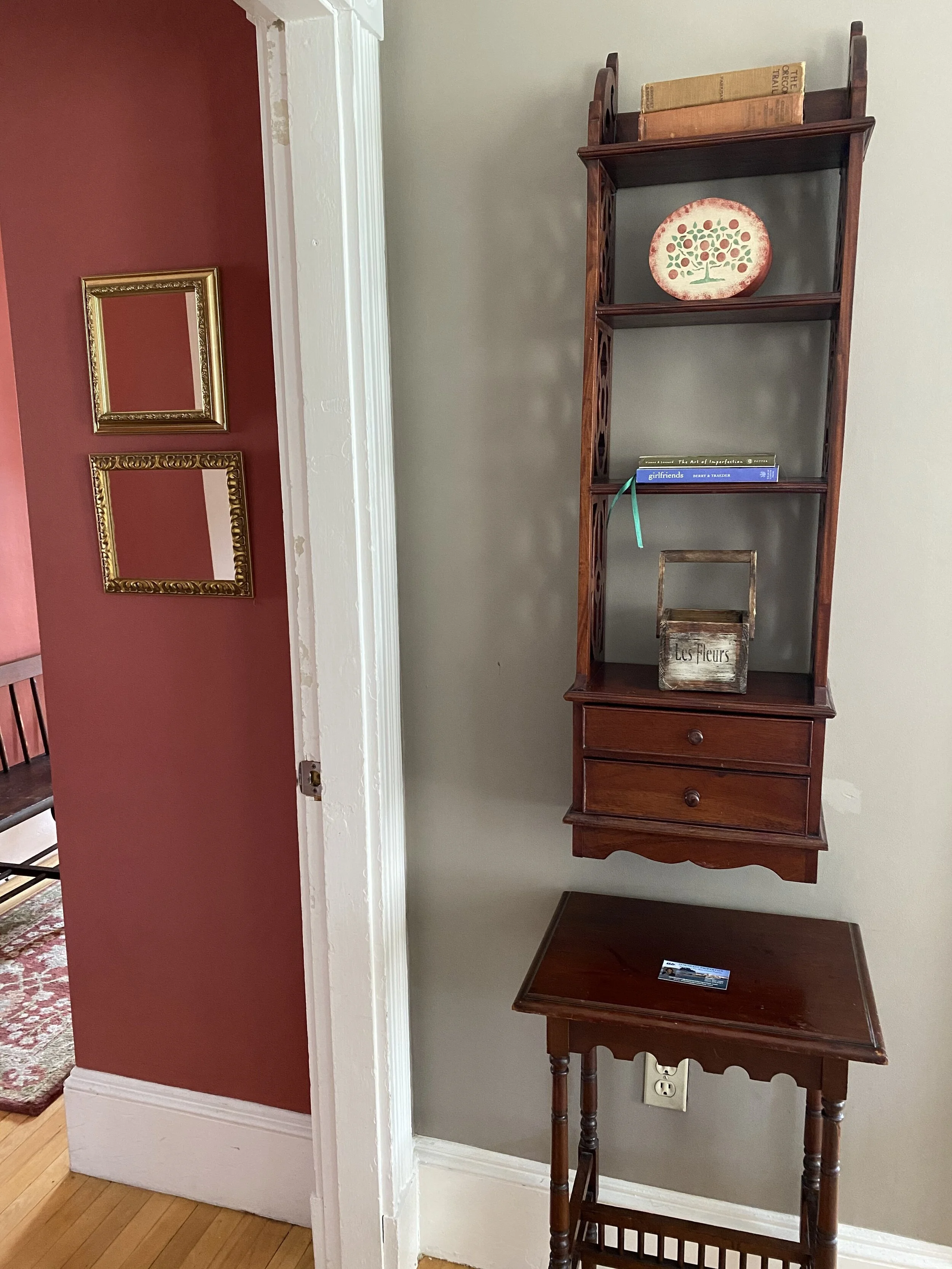 Entryway Into Apartment