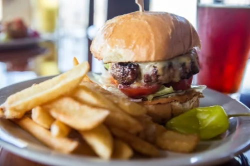 Edgewaters burger.jpg