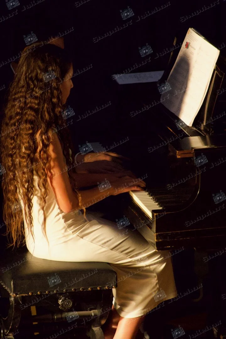 Student 10MR - 3.jpg