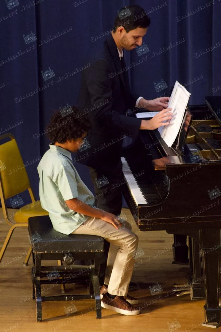 Student 01DE - 11.jpg
