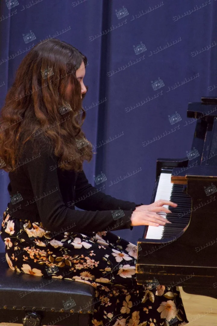 Student 19HC - 10.jpg