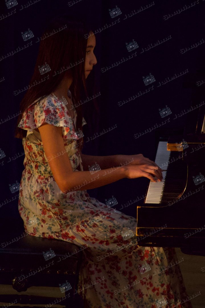 Student 17CP - 10.jpg