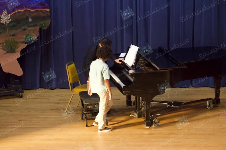 Student 01DE - 2.jpg