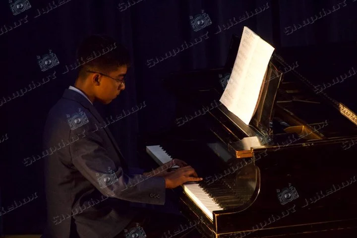 Student 16AT - 3.jpg