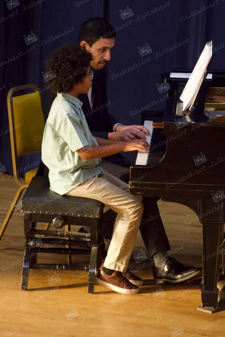 Student 01DE - 4.jpg