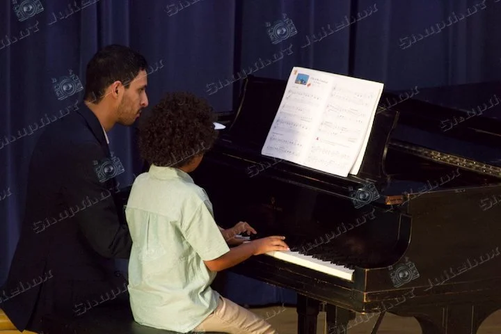 Student 01DE - 9.jpg