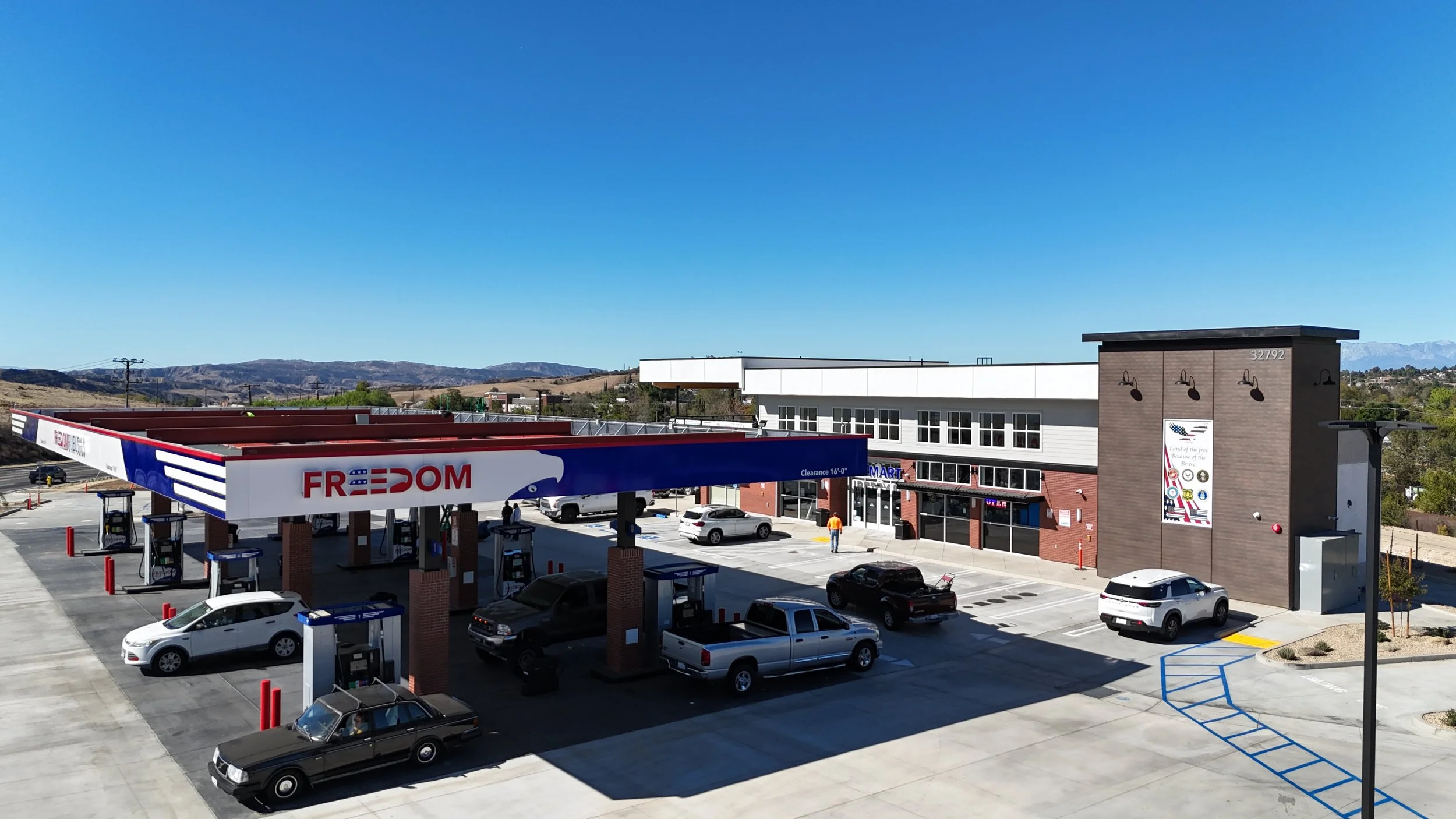 Yucaipa Gas Station with Express Carwash System