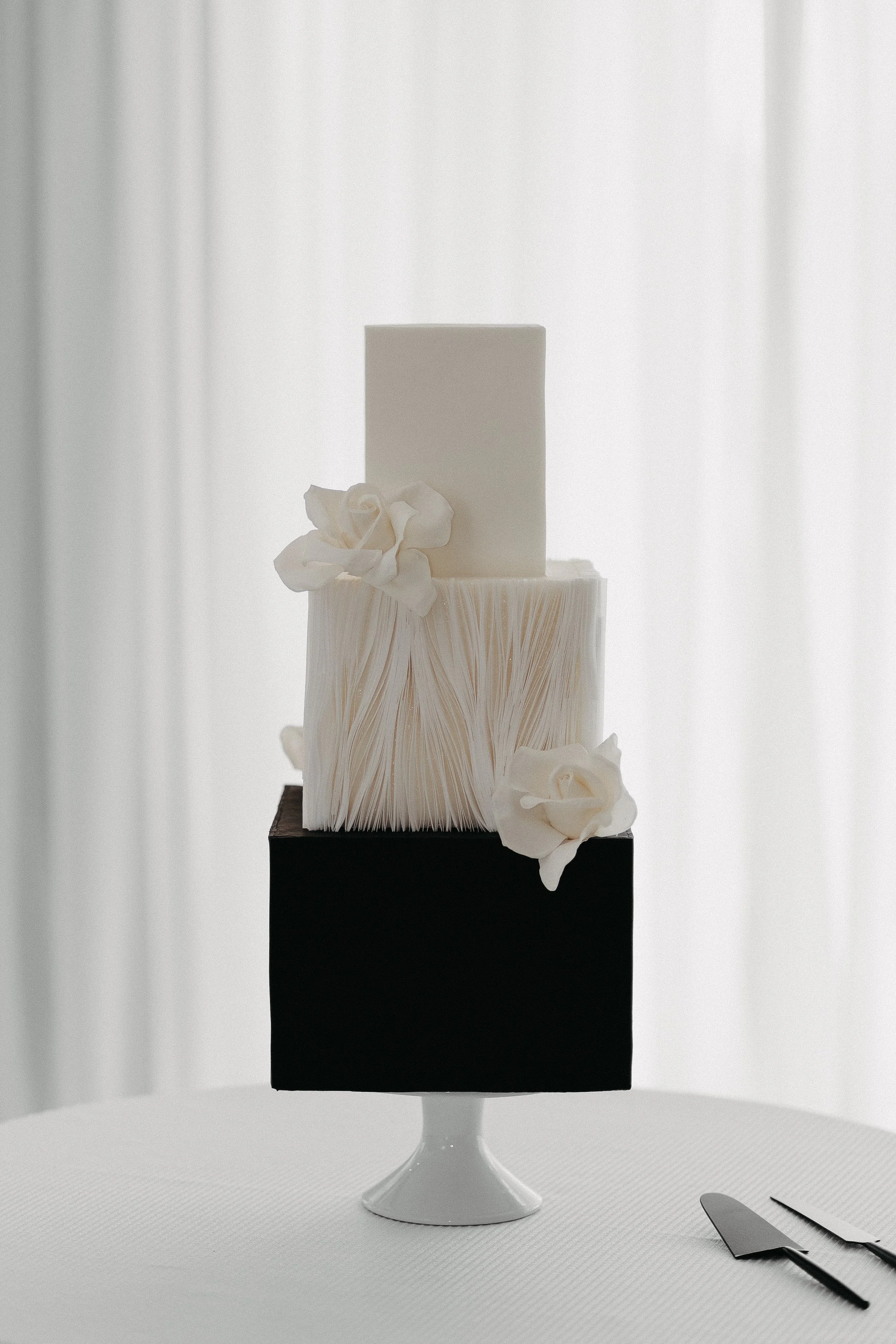 Planning: Sinclair and Moore; Photo by: Wedding Photo House by Dina Chmut