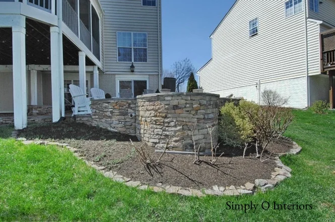 Fire Pit & Stone Patio
