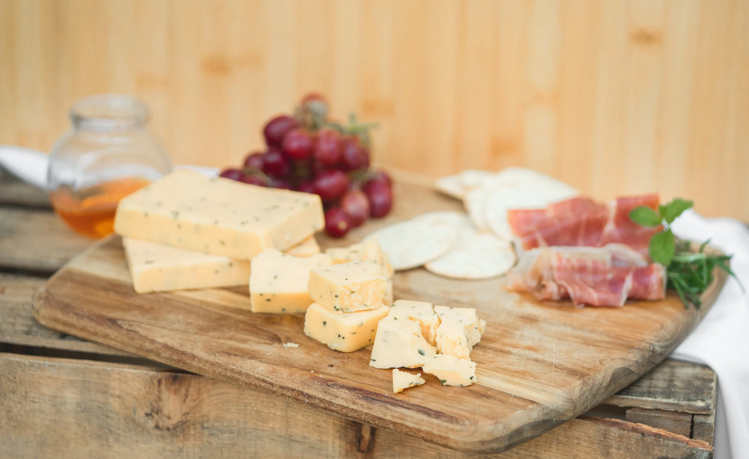 Double Gloucester Cheddar — Che Bella Cheese