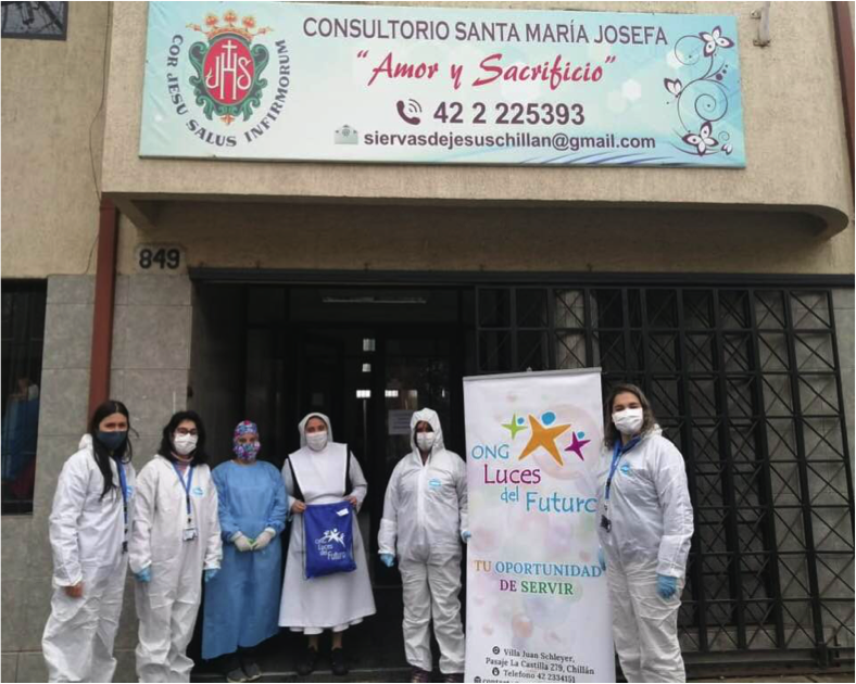 Entrega de mascarillas confeccionadas por trabajadoras PRO Empleo