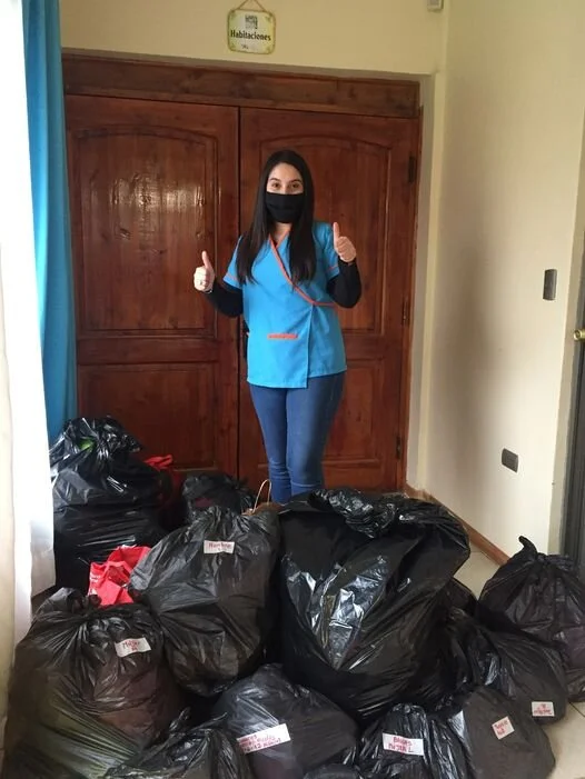 Vestuario reunido en la "CAMPAÑA INVIERNO SOLIDARIO" ,estas donaciones fueron destinadas a familias vulnerables del sector "El Litral".