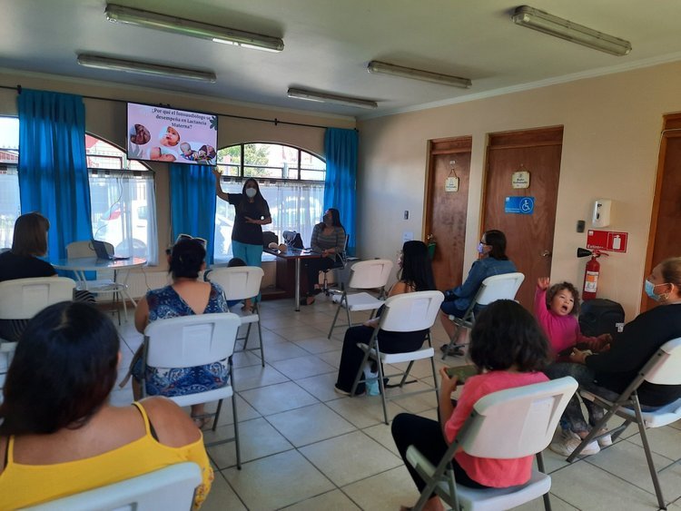  Charla “Promoción salud Mental en la madre y desarrollo integral del niño o la niña desde la lactancia materna” Dirigida a madres en periodo de gestación.