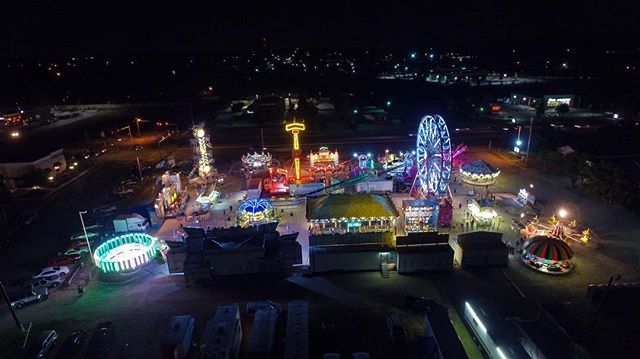 Carnivals 🎡 look way cooler from a drone!
Keller lions club annual carnival a few years ago 
#dfwaerial #drone #drones #dronefly #dronenerds #dronesdaily #dronestagram #fortworth #keller #kellertx #kellerlionsclub #dallas #dfw #texas #dronephotograp