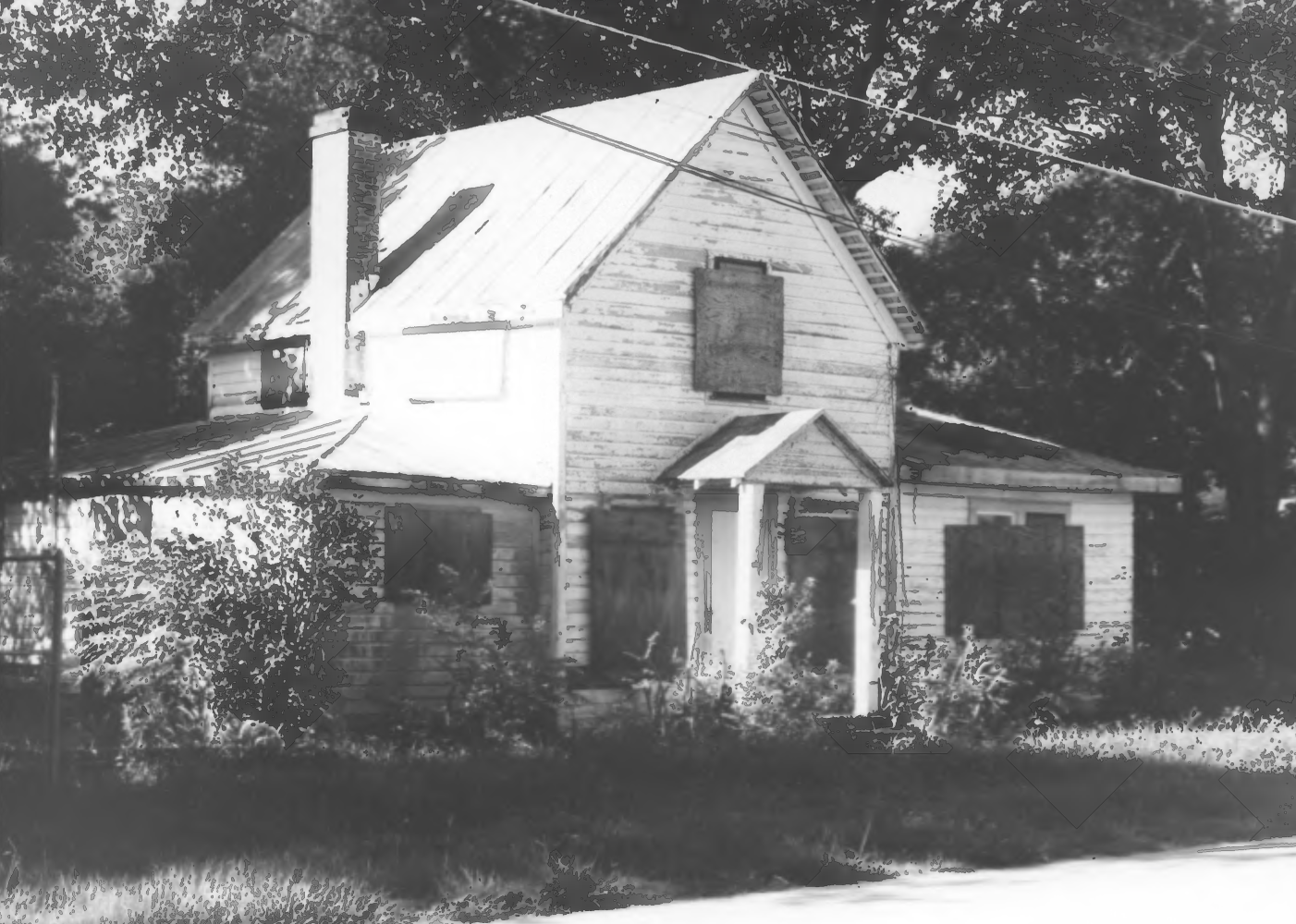 As seen in 1990 with the Longwood Historic District filing. Building was in a terrible state of disrepair.
