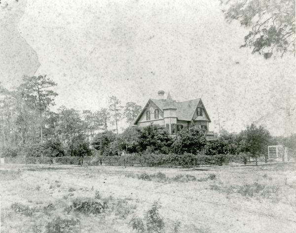 Bradlee-Mac in its original form in Altamonte Springs, around 1900. From Florida State Archives