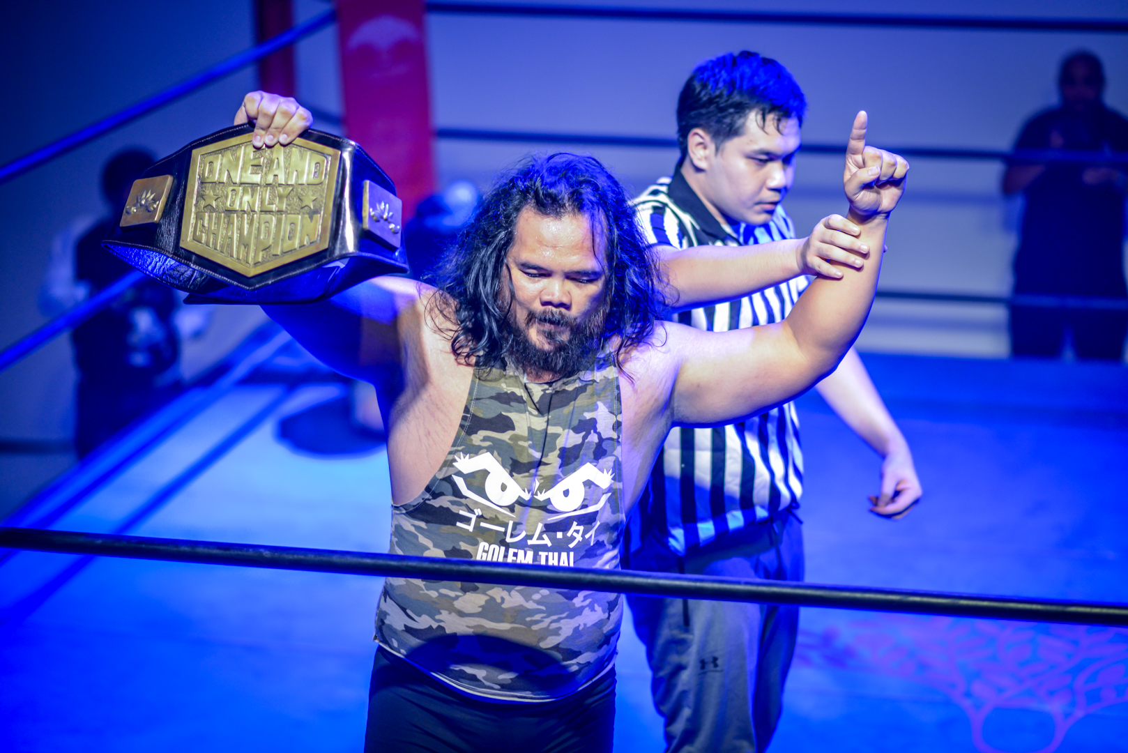 คู่ที่ 6 คู่เดือดคู่เอก เป็นการปกป้องแชมป์ ONE AND ONLY CHAMPIONSHIP Ho Ho Lun ผู้ท้าชิงจากฮ่องกง (Challenger) vs Golem Thai จากประเทศไทยแชมป์ (Champion) การปล้ำครั้งนี้คือการป้องกันเข็มขัดแชมป์ของโกเล็มไทย คู่ต่อสู้ Ho Ho Lun ได้ต่อสู้อย่างดุเดือด แต่ก็ไม่สามารถต่อสู้พละกำลังของโกเล็มไทยได้จึงพ่ายแพ้ไป และผู้ชนะคือ Golem Thai ด้วย Golem's Spear ป้องกันแชมป์ได้สำเร็จ