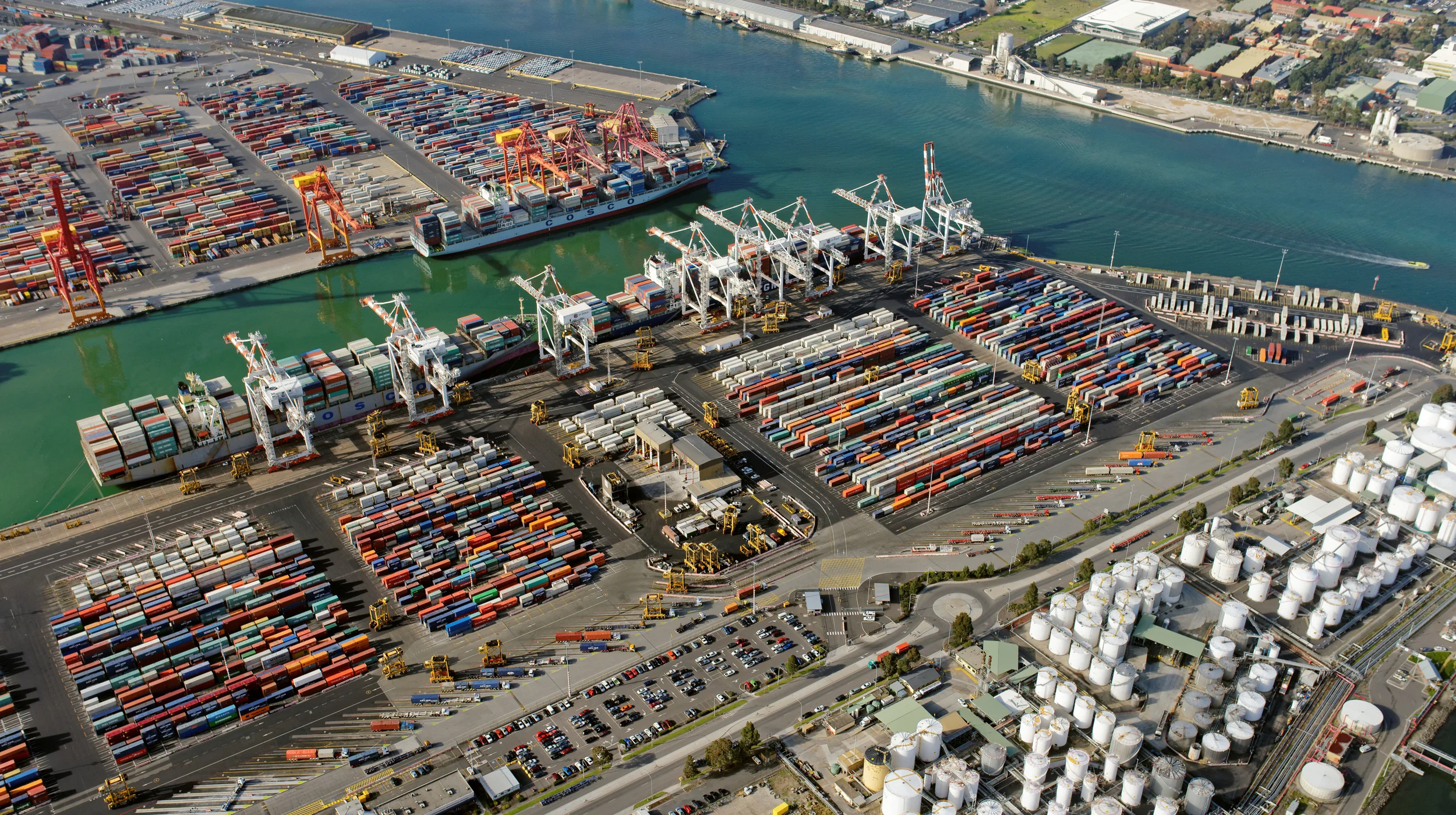 Port.jpg