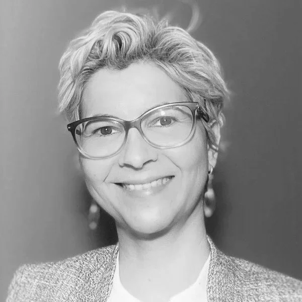 Casandra Rdzak - Therapist in Chicago