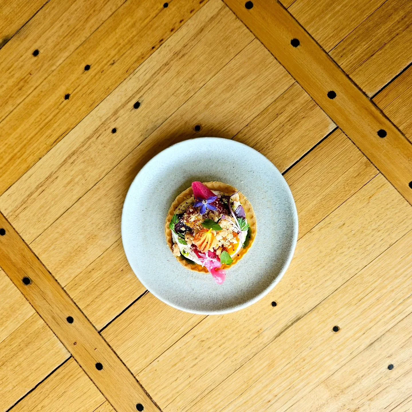 HEIRLOOM BEETROOT TART - Goat's Cheese Creme, Toasted Hazelnuts and Garden Herbs 

#heirloom #Beetroot #entree #Gippsland #farmtotable #warragul #tart