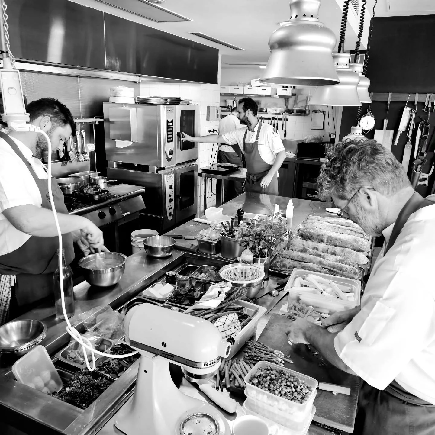 Friday Lunch 🔪

#Friday #chef #lunch #warragul #Gippsland #resturant #dine #dining #lunchservice