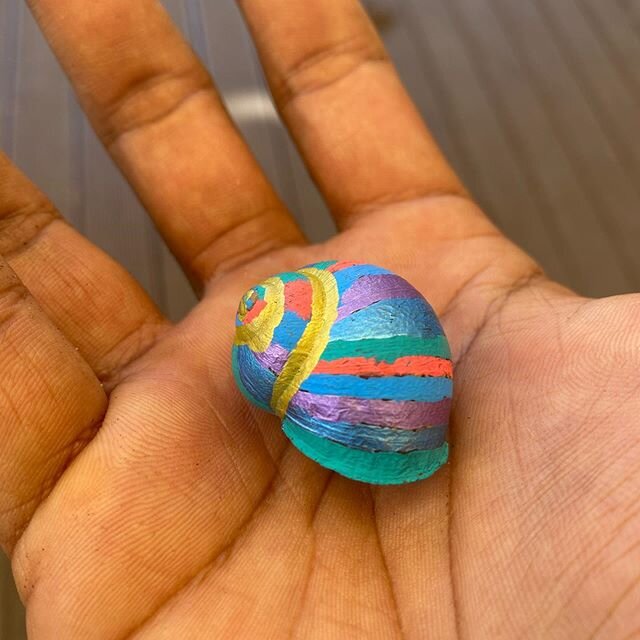 Lil rainbow snail!!!✨🌈 #djurandidreaming #isolation #kidscraft #art #artist #rainbow #homeschool #rainbowtrail