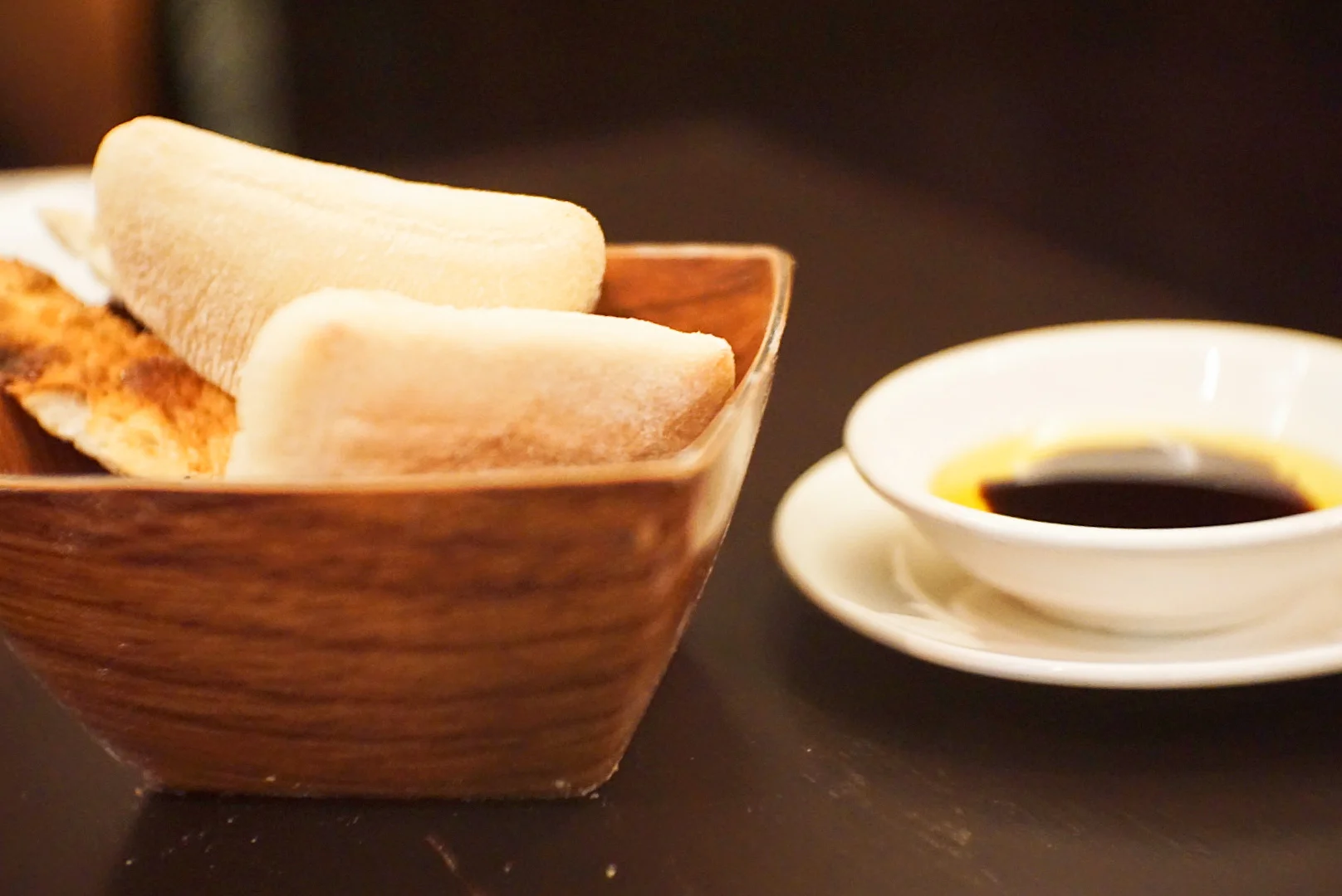 Complimentary bread bowl at La Nonna.jpg