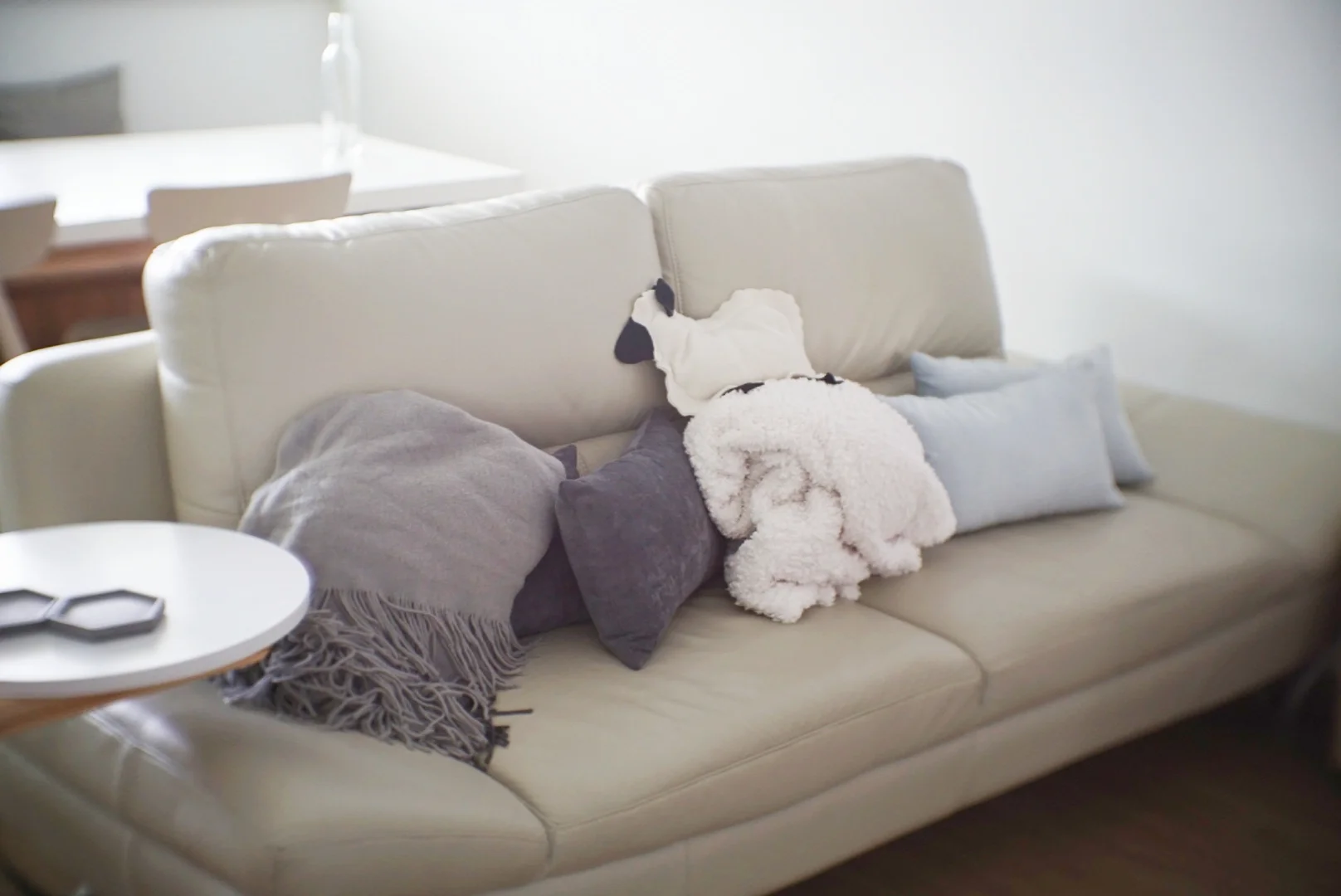 The side table beside the couch is a convenient place to put your drinks and snacks while you're seated.