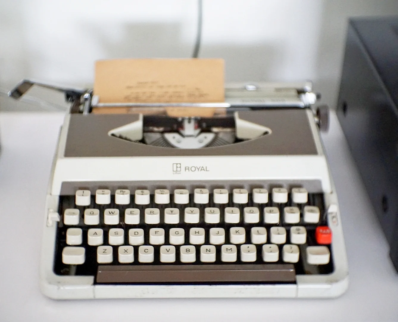 5 reasons why we love our typewriter