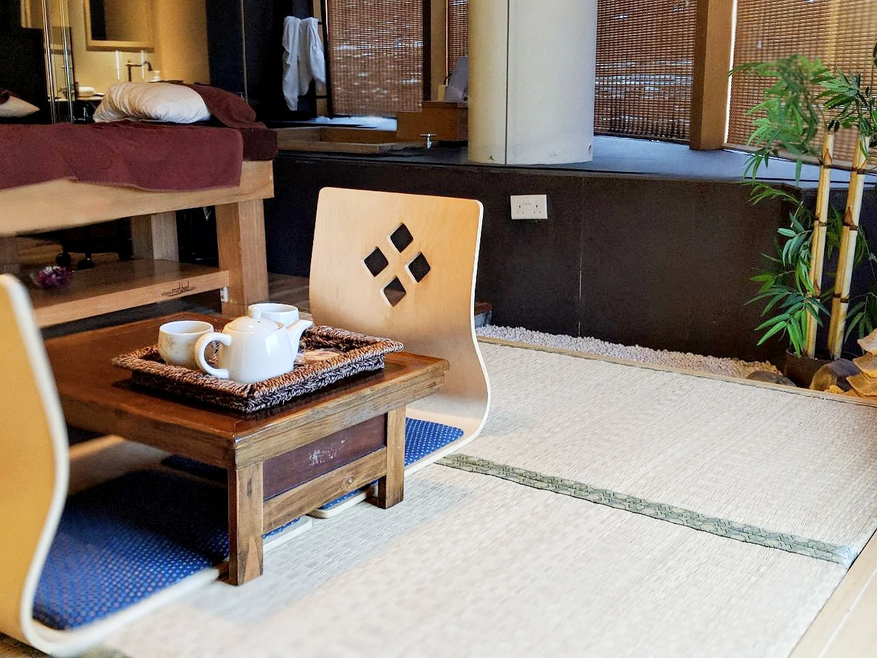 The private couple suite was pretty and felt like a ryokan.