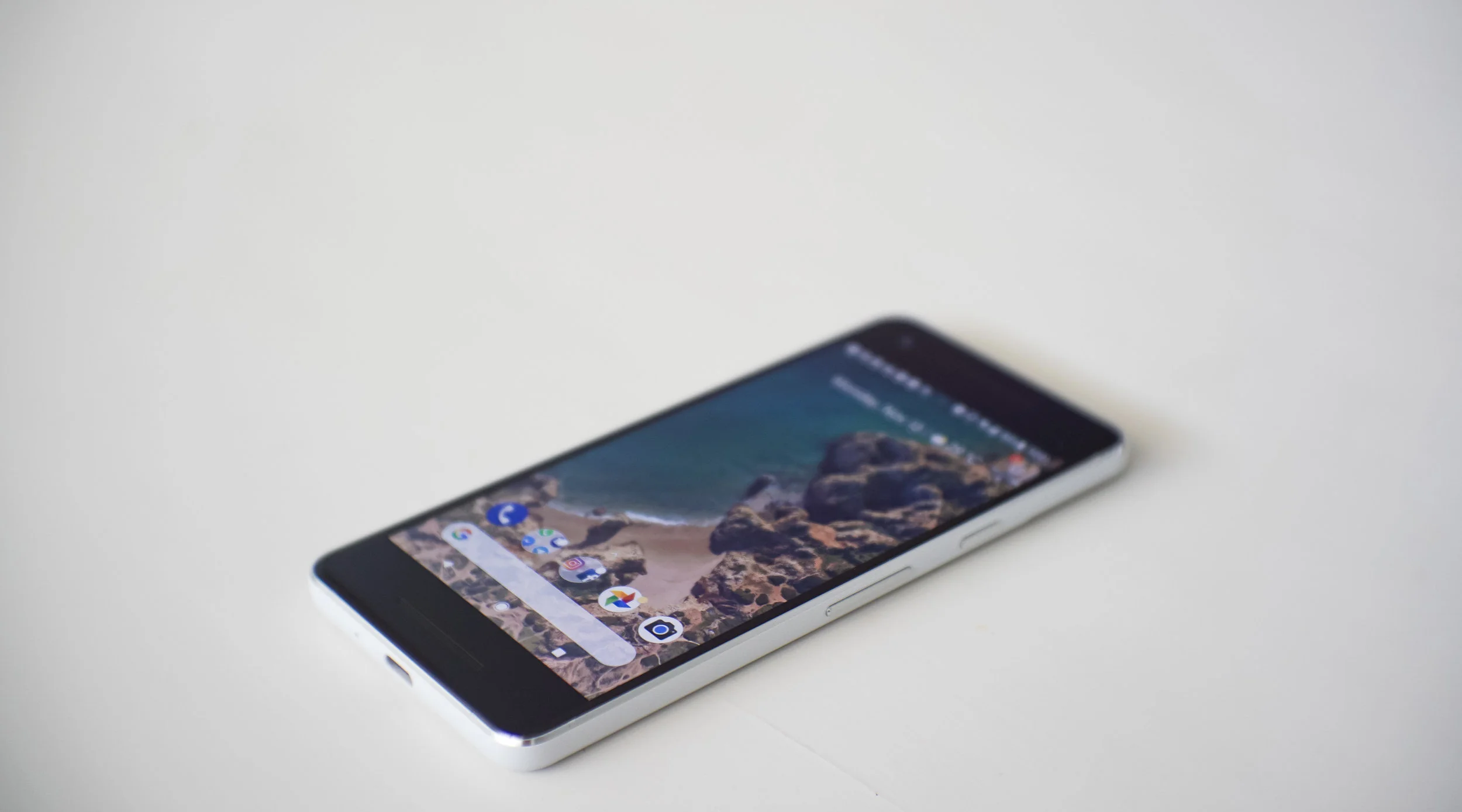 The Google Pixel 2 display looks good, and is "accurate".
