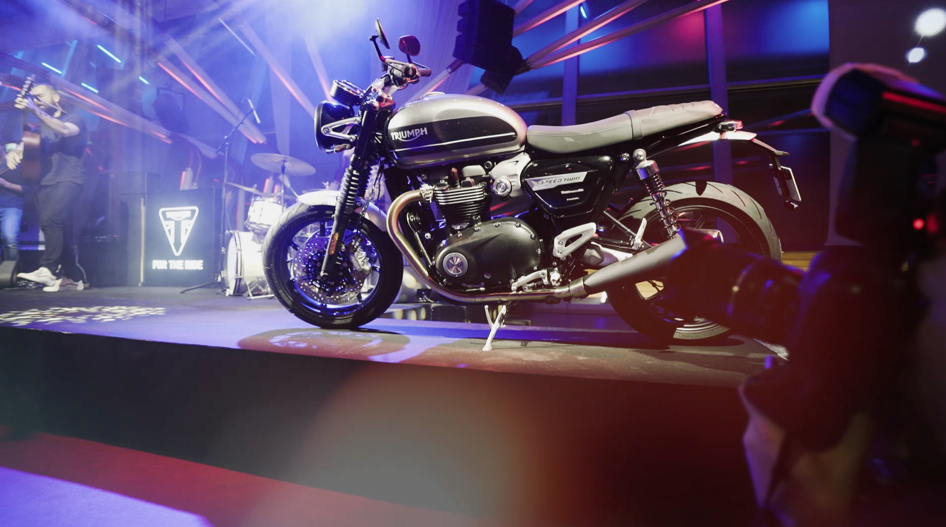MYxTRIUMHP_ST120022.png